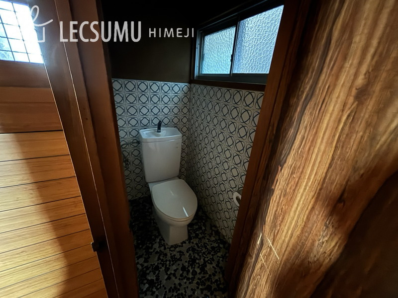 姫路市保城/中古戸建のトイレ