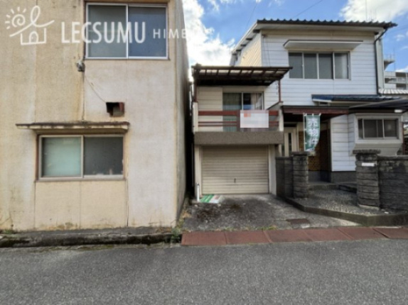 姫路市保城/中古戸建の前面道路含む現地写真