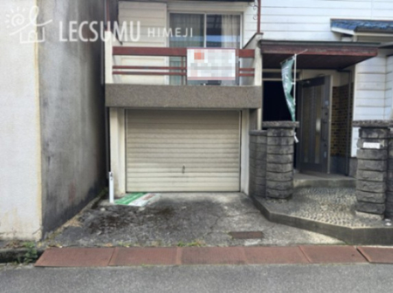 姫路市保城/中古戸建の前面道路含む現地写真