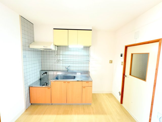 延命寺マンションのキッチン|※403号の室内写真になります。