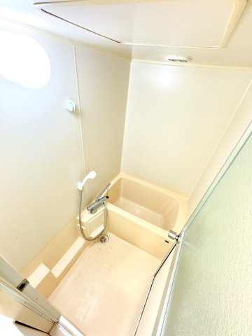 延命寺マンションの浴室|※403号の室内写真になります。