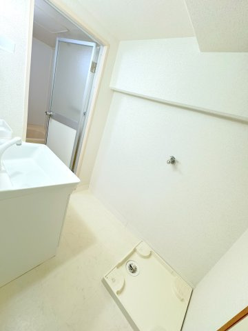 延命寺マンションの洗面所|※403号の室内写真になります。