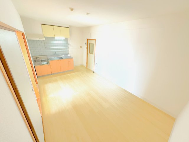 延命寺マンションの居間・リビング|※403号の室内写真になります。