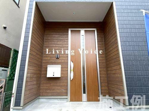 【エントランス】 | 【仲介手数料０円】厚木市上依知第30　新築一戸建て　3号棟　全6棟 | 厚木市上依知第30　新築一戸建て　全6棟