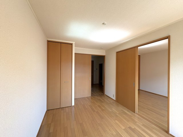 モルトフィオーレ2番館の洋室