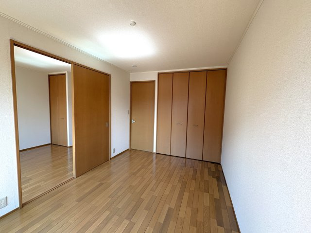 モルトフィオーレ2番館の洋室