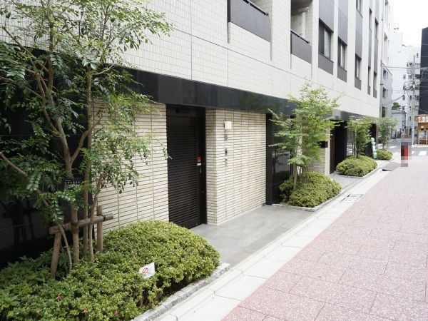 クリオ東日本橋　10階　角　部屋　リ　フォーム済のエントランス