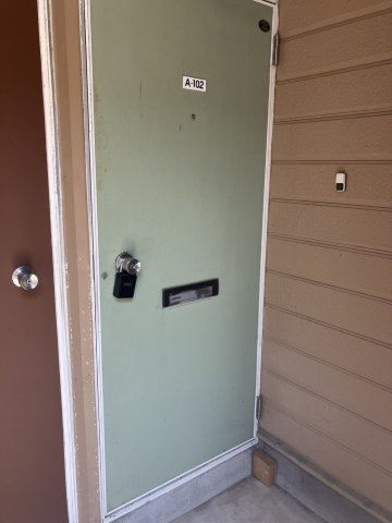 シェ・ガロンヌAの玄関