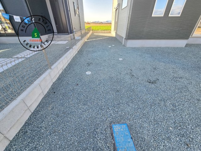 菊池郡菊陽町馬場楠第1-2棟（1号棟）　の庭|お庭で自由な時間を過ごせます。