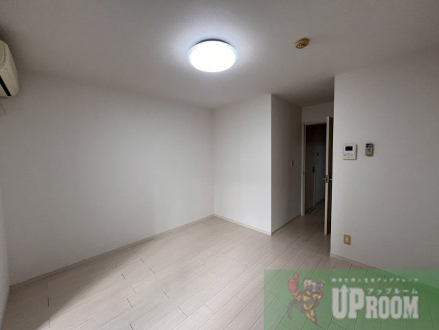 クレフラスト鳥神町の居間・リビング