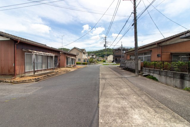 足利市五十部町の売地の前面道路含む現地写真