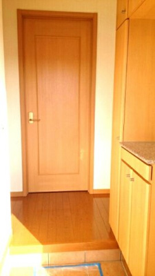 【玄関】 | ルミナスＢ