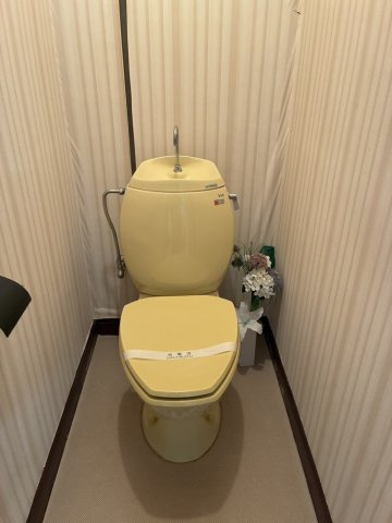 新潟市西区上新栄町４丁目のアパートのトイレ