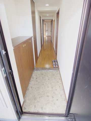 藤和ハイタウン矢野の玄関