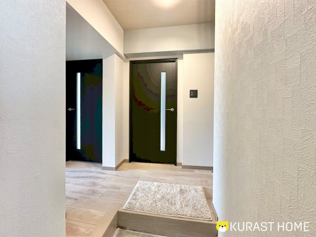 ハイム長岡A棟　5階の玄関