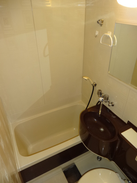 大阪市城東区蒲生１丁目の賃貸マンションの浴室