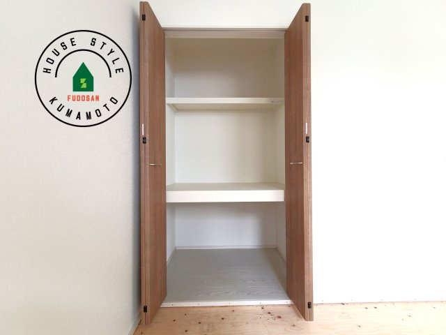 菊池市泗水町吉富第3-3棟（5号棟）　の内観：施工例|収納には困りません。