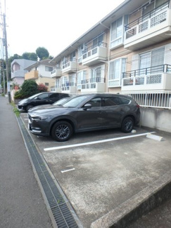 【駐車場】