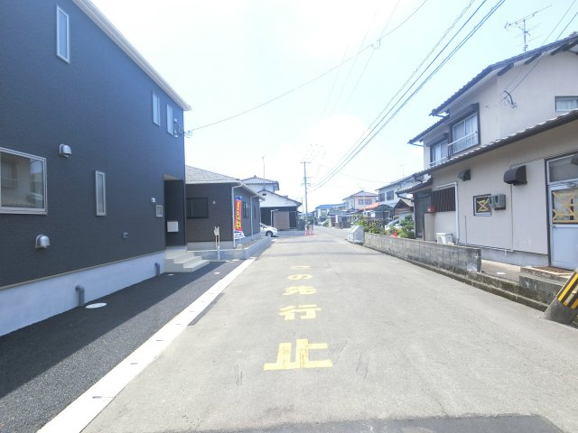 佐賀市開成　第7の前面道路含む現地写真