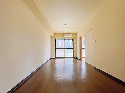 【居間・リビング】 | アルカディア鶴里【名古屋市賃貸・RC造】