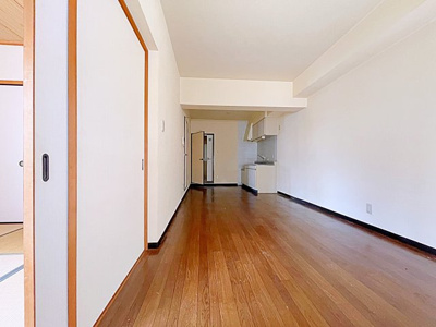 【居間・リビング】 | アルカディア鶴里【名古屋市賃貸・RC造】