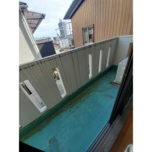 アプローズ川西のバルコニー