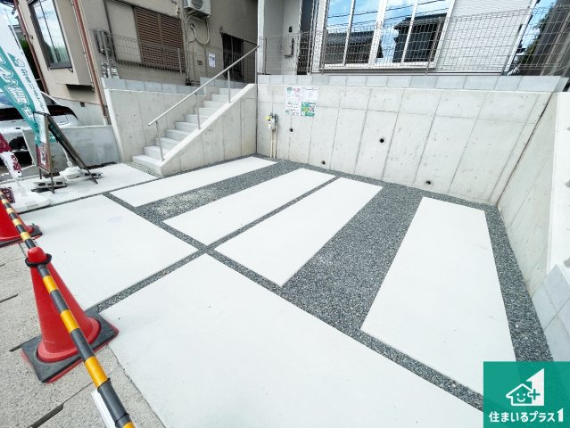 京都市伏見区醍醐古道町　第1期　新築一戸建ての駐車場|駐車スペース！散水栓があるので、こまめに愛車を洗えます！