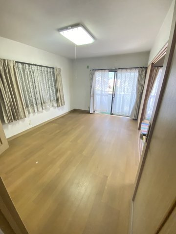 山口市折本２丁目の中古一戸建の洋室
