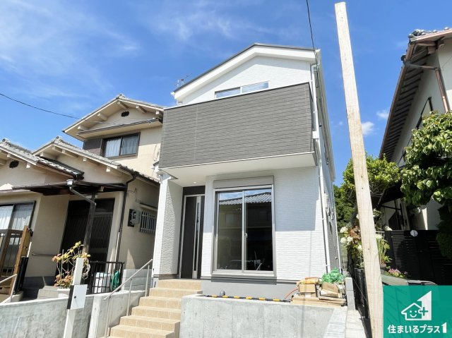 京都市伏見区深草大亀谷万帖敷町　第4期　新築一戸建ての外観|お客様に長く安心して住んでいだだける事にこだわった家づくり！住んでからのアフターサービスにもしっかりと取り組んでいます！