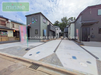 【外観】 | 車2台駐車　WIC　地震に強い家　咲が丘　全4棟　B号棟 | 販売現地