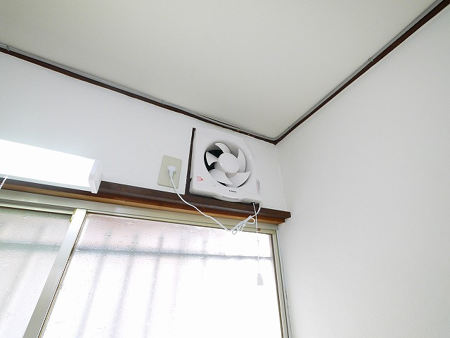 ロイヤル学園前P-Ⅱの設備|換気扇で換気もばっちり