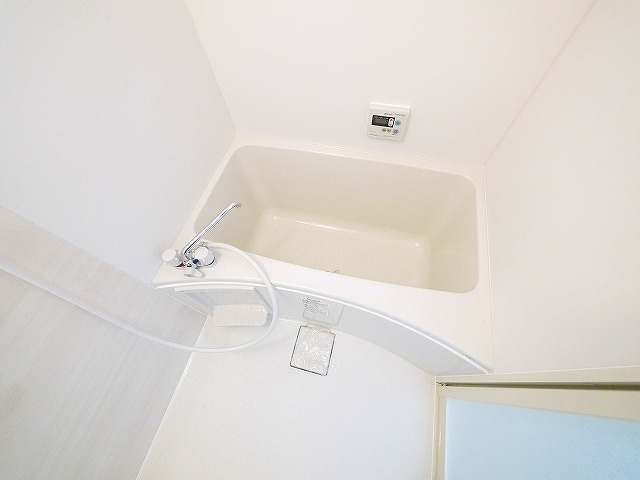 ロイヤル学園前P-Ⅱの浴室|日々の暮らしに欠かせないお風呂です