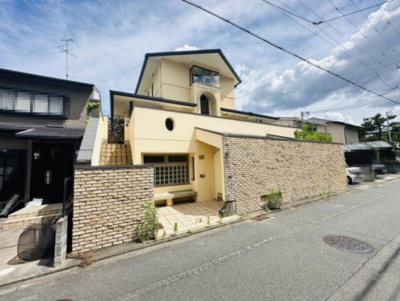 【外観】 | 紫野西蓮台野町　中古戸建 | 間口約17ｍ！堂々たる佇まいの邸宅です！