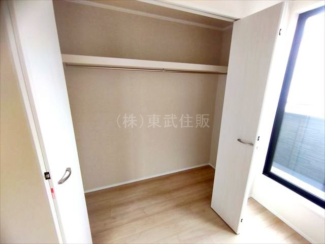 【収納】 | 志木市柏町５丁目　全１棟 | 3階南側7.5帖洋室の収納です