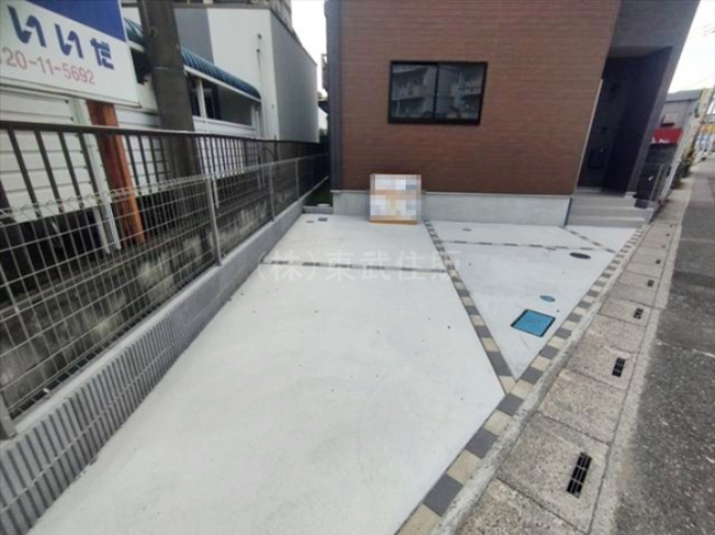 【駐車場】 | 志木市柏町５丁目　全１棟 | カースペース２台可（車種によります）