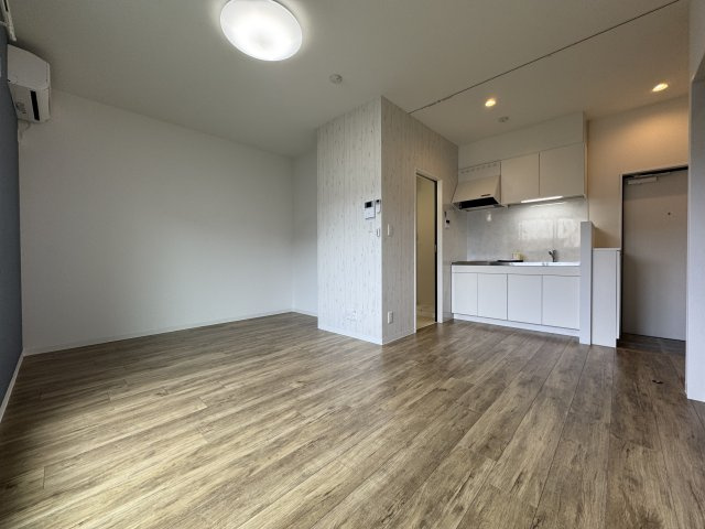 グロワール池田の居間・リビング