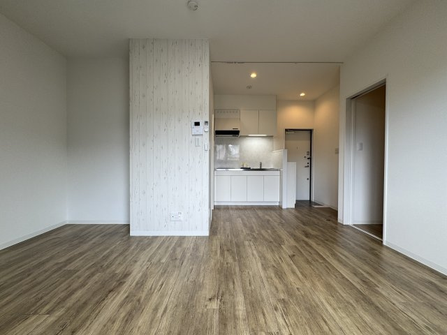 グロワール池田の居間・リビング