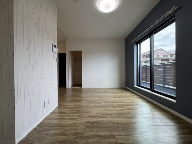 グロワール池田の居間・リビング