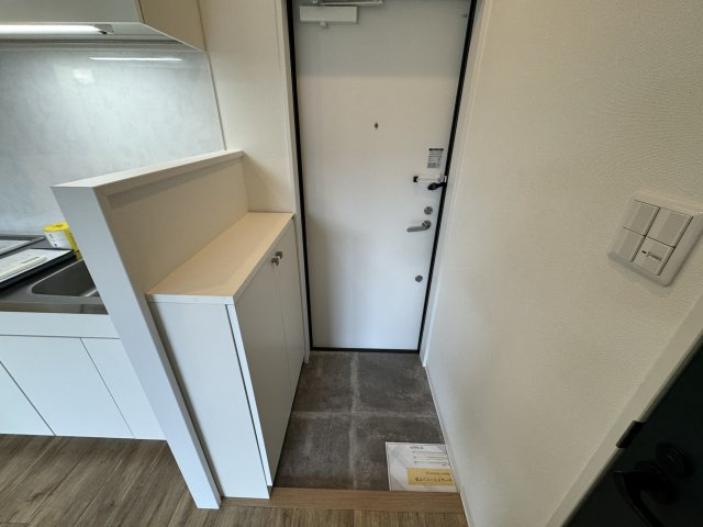 グロワール池田の玄関