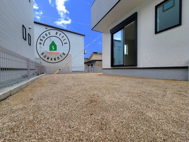 菊池市西寺第1-6棟（3号棟）の庭|お庭で自由な時間を過ごせます。