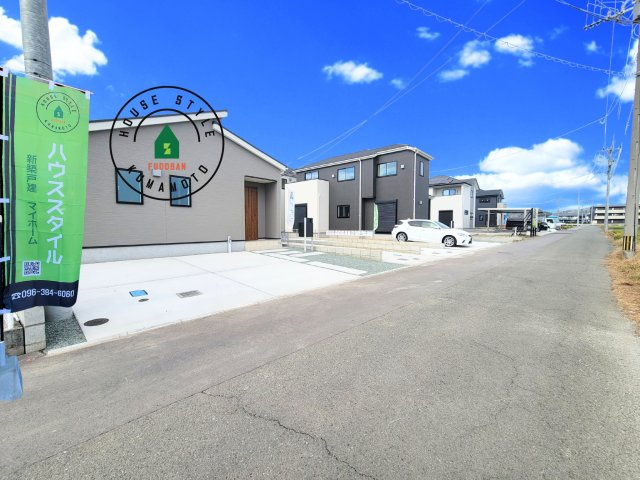 菊池市西寺第1-6棟（3号棟）の前面道路含む現地写真|見学の時間などお気軽にお問い合わせ下さい。