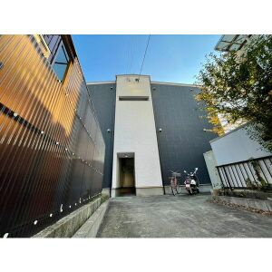 アドラブール新守山