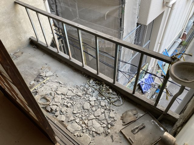 【バルコニー】 | 錦水荘 | 暖かな日差しのふりそそぐバルコニー