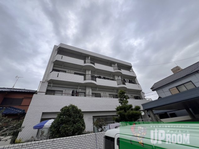 レジデンス西村の外観