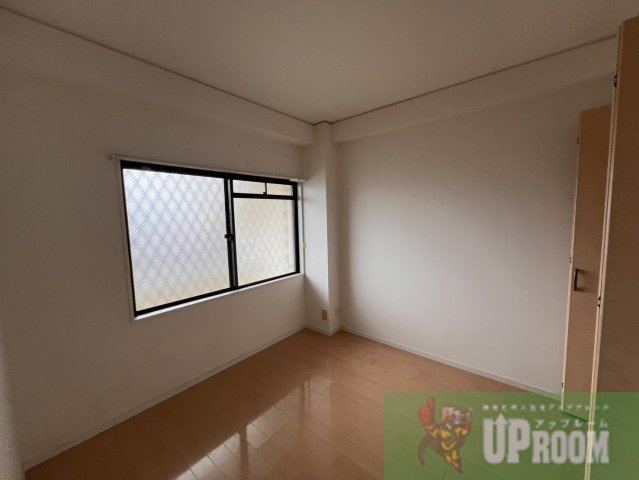 レジデンス西村の居間・リビング