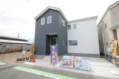 【外観】 | 三郷市彦倉全4棟2号棟 | 2号棟