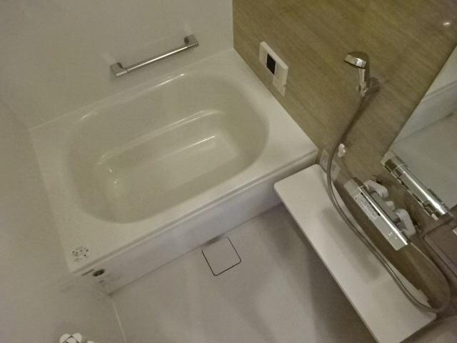 NTRエステート大久保の浴室