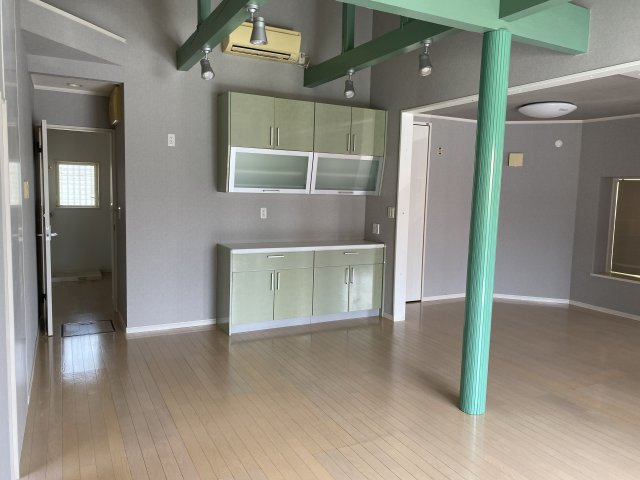 愛知県大府市一屋町３丁目の内装