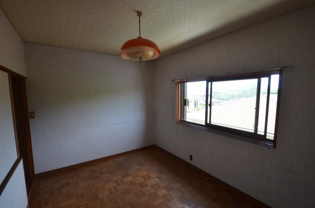 中古住宅（八幡東区中尾三丁目）の洋室|令和７年７月６日撮影　