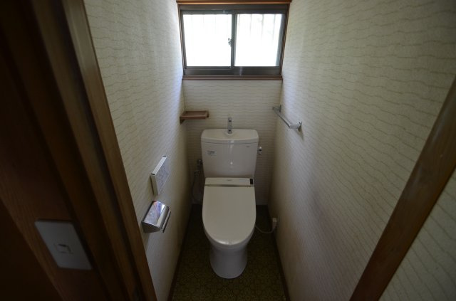 中古住宅（八幡東区中尾三丁目）のトイレ|令和７年７月６日撮影　